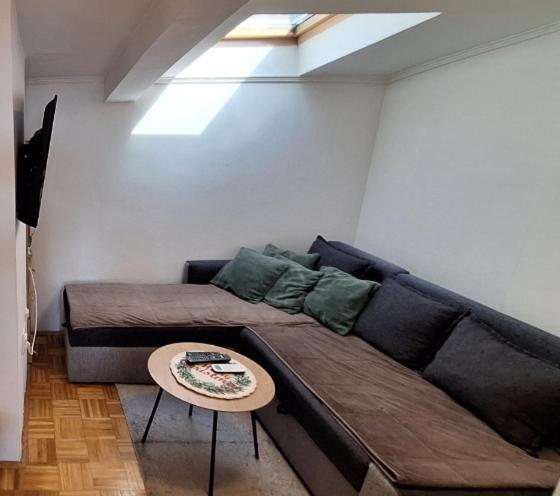 Apartman Ellye Lukavica Екстер'єр фото